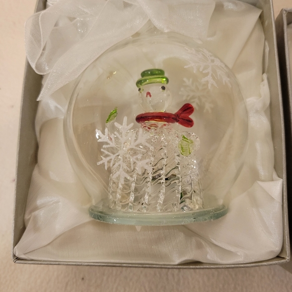 Other - NEW Hand Blown Glass Clear Ball Ornament has Multi Light Up Snowman w/Timer
